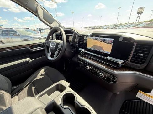 New 2026 GMC Sierra 1500 SLE RWD image 26