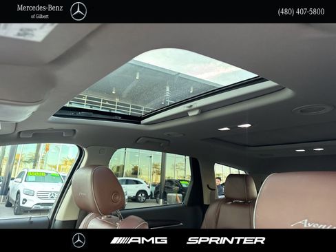 Used 2021 Buick Enclave Avenir w/ Avenir Technology Package image 17