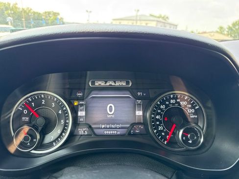 Used 2019 RAM 1500 Big Horn AWD/4WD image 18