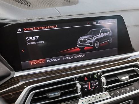 Used 2020 BMW X7 xDrive40i w/ Cold Weather Package AWD/4WD image 58
