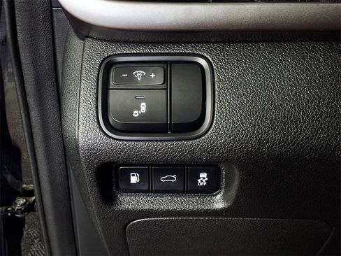 Used 2018 Kia Optima LX image 24