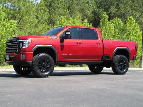 Used 2022 GMC Sierra 2500 AT4 w/ AT4 Premium Plus Package image 3