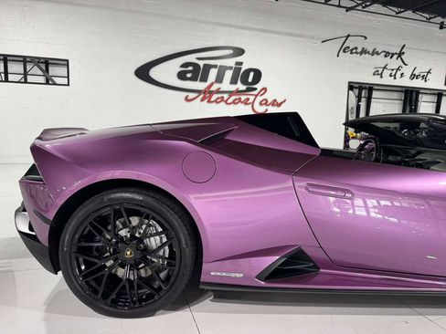 Used 2022 Lamborghini Huracan EVO image 42