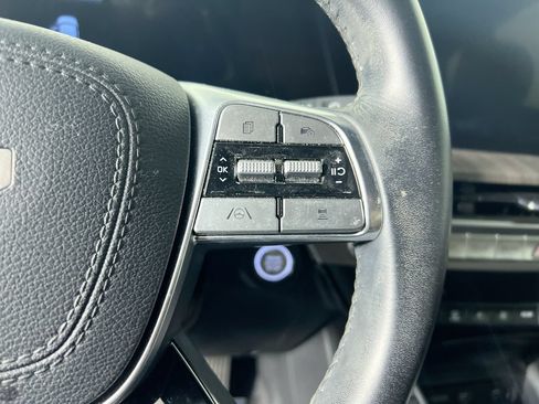 Certified 2024 Kia Telluride EX w/ EX Captain's Chair Package FWD image 17