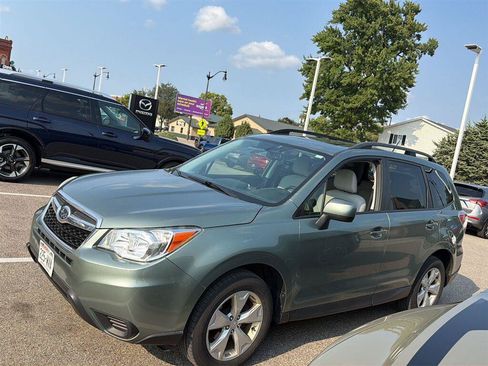 Used 2015 Subaru Forester 2.5i Premium w/ Popular Package #1 AWD/4WD image 2
