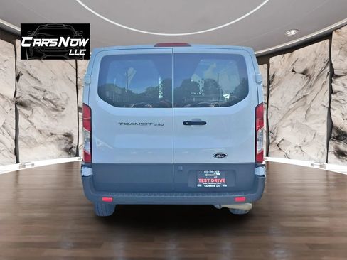 Used 2025 Ford Transit 250 Low Roof w/ Exterior Upgrade Package RWD image 5