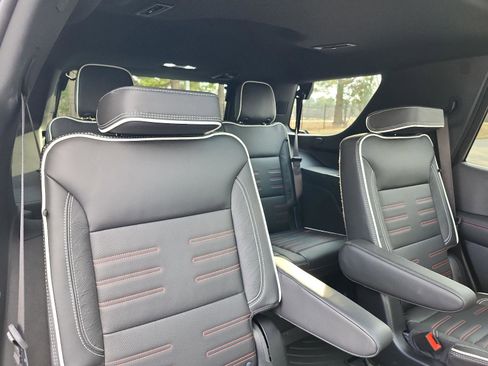 Certified 2025 GMC Yukon AT4 Ultimate w/ LPO, Floor Liner Package image 11