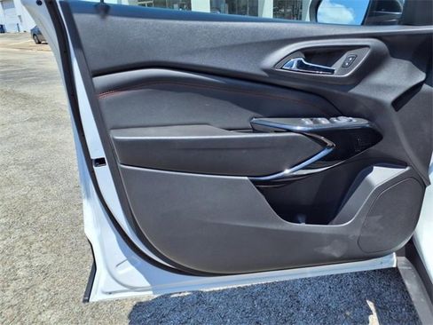 New 2025 Chevrolet Trax RS w/ Driver Confidence Package image 20