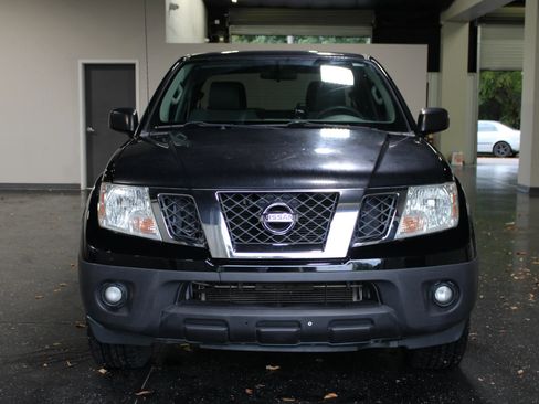 Used 2012 Nissan Frontier SV RWD image 8