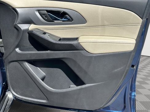 Used 2023 Chevrolet Traverse LS w/ Safety Package FWD image 23