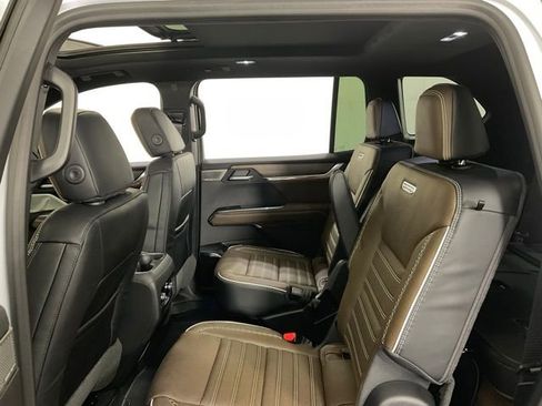 New 2026 GMC Acadia Denali Ultimate w/ LPO, Floor Liner Package image 34