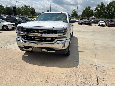 Used 2018 Chevrolet Silverado 1500 LTZ w/ Sport Package AWD/4WD image 7