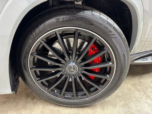 New 2025 Mercedes-Benz GLS 63 AMG 4MATIC image 29