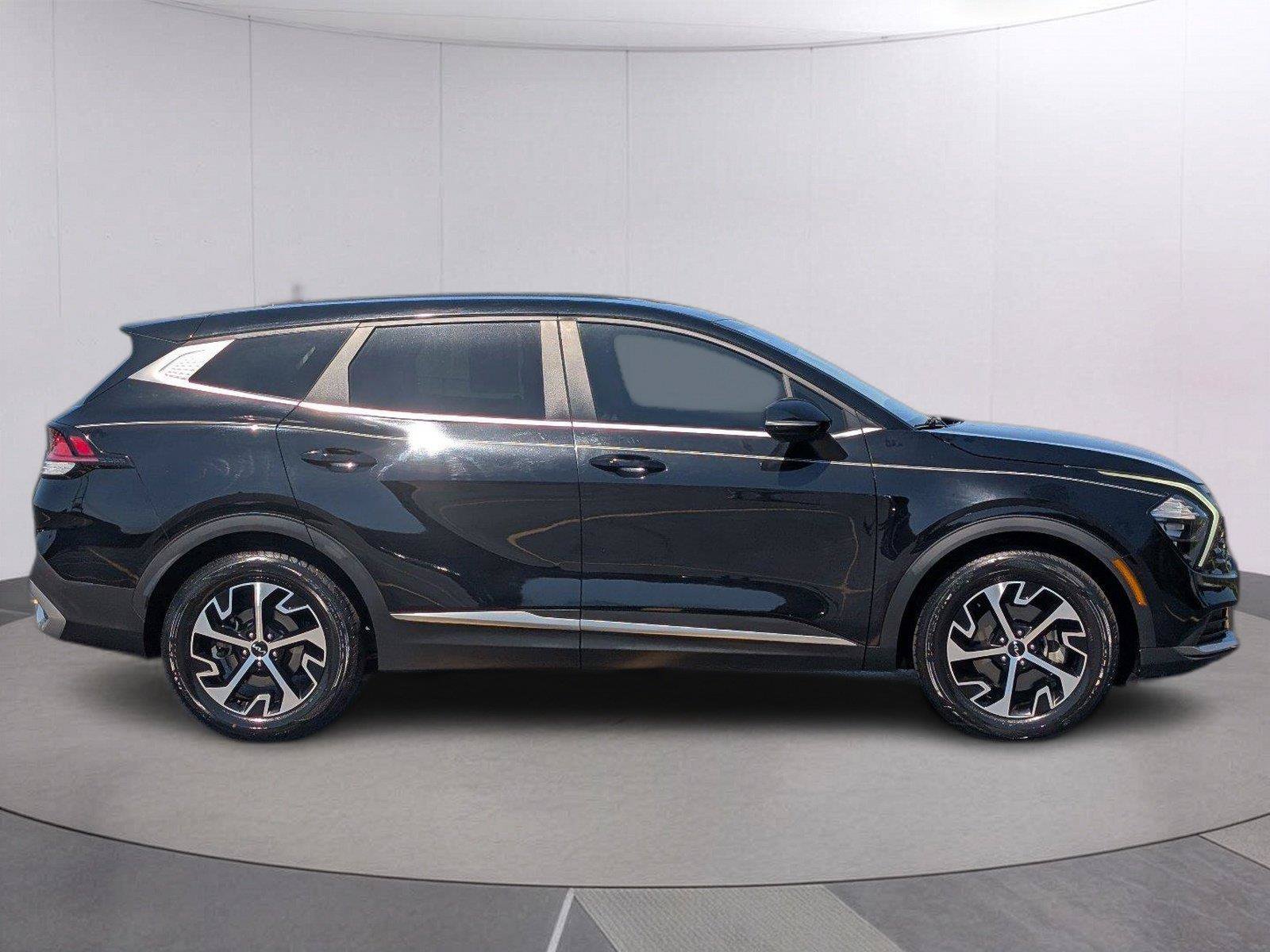 Used 2023 Kia Sportage EX FWD image 6