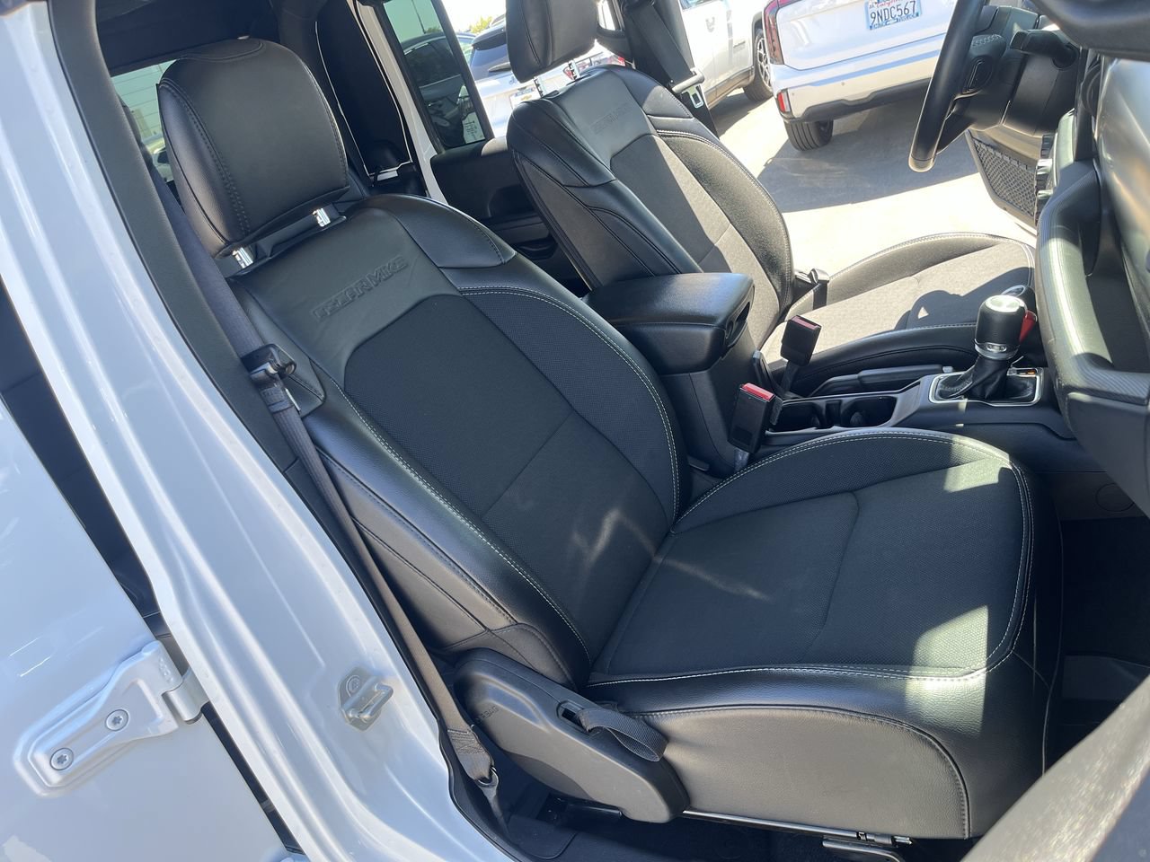 Used 2021 Jeep Gladiator Sport AWD/4WD image 25