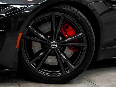 Used 2024 Jaguar F-TYPE R AWD/4WD image 3