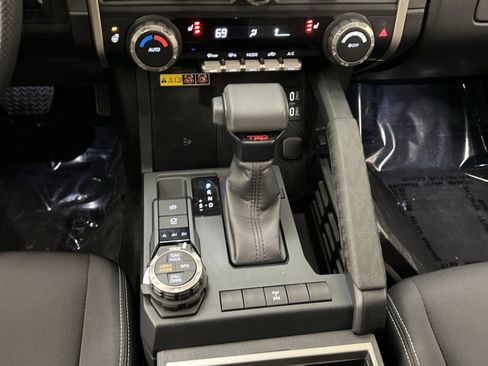 Used 2024 Toyota Tacoma TRD Off-Road w/ TRD Off Road Upgrade Package image 20