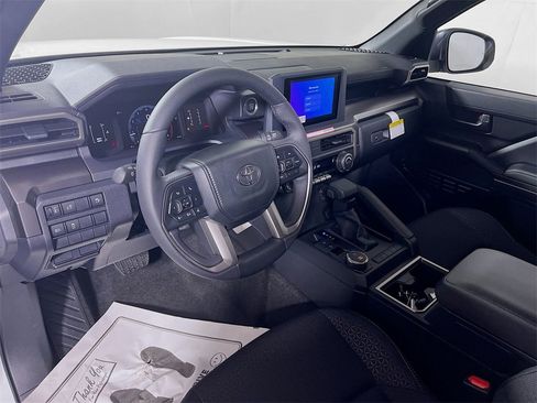 Certified 2025 Toyota 4Runner SR5 image 9