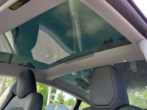 Used 2025 Tesla Model 3 Long Range RWD image 30