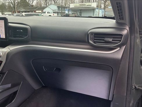 Used 2022 Ford Explorer XLT w/ Equipment Group 202A image 15