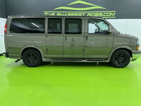 Used 2014 GMC Savana 1500 RWD image 11
