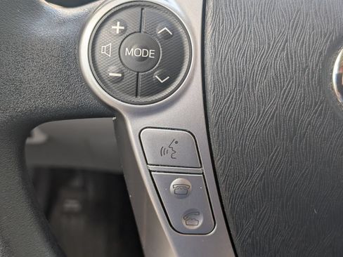 Used 2015 Toyota Prius V Three FWD image 14