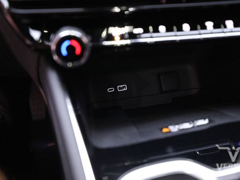 New 2026 Chevrolet Traverse LT image 25