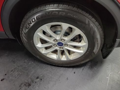Used 2020 Ford Escape SE FWD image 11