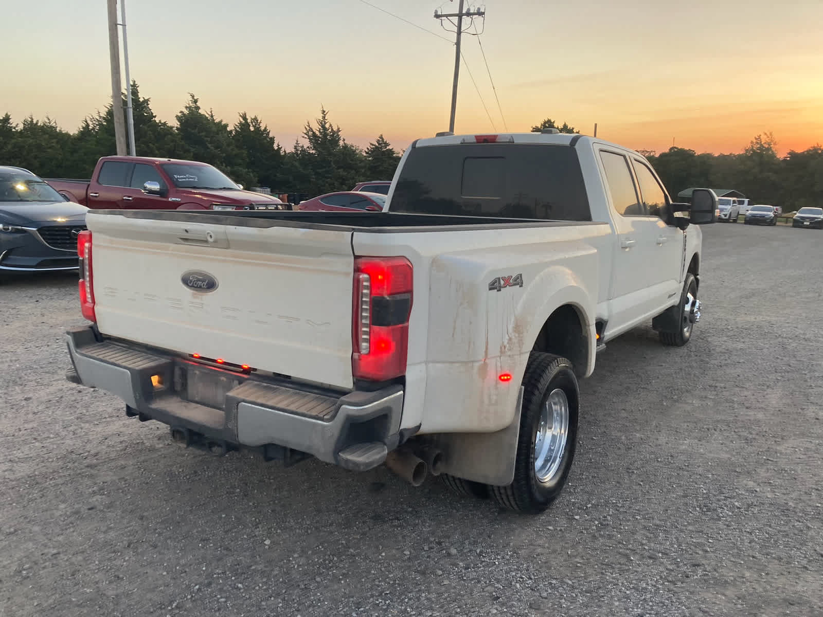 Used 2023 Ford F350 Lariat w/ Lariat Ultimate Package AWD/4WD image 8