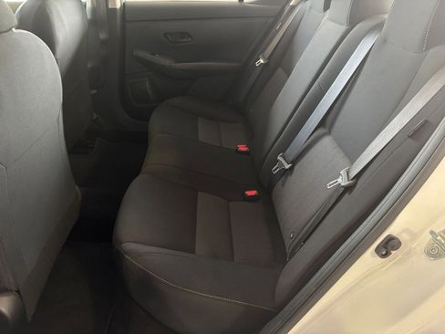 Used 2024 Nissan Sentra SV FWD image 30