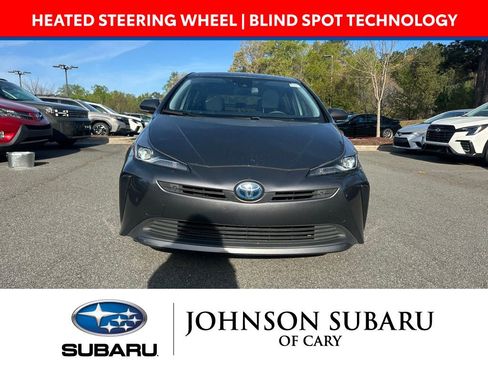 Used 2019 Toyota Prius XLE image 2