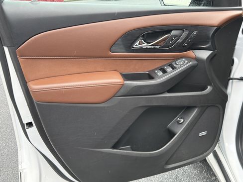 Used 2020 Chevrolet Traverse High Country FWD image 10
