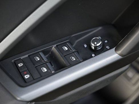 Certified 2025 Audi Q3 2.0T Premium w/ Convenience Package image 16