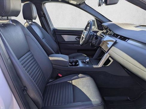 Used 2024 Land Rover Discovery Sport Dynamic SE image 22