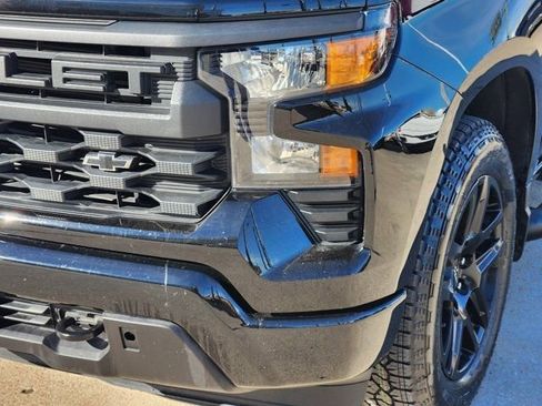 Used 2025 Chevrolet Silverado 1500 Custom w/ Turbomax Blackout Package image 16