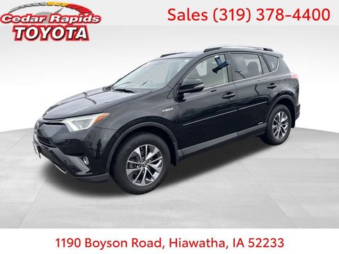 Certified 2017 Toyota RAV4 XLE image 1