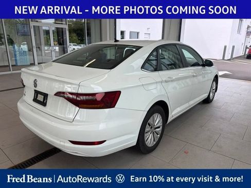 Used 2019 Volkswagen Jetta S w/ Driver Assistance Package FWD image 4