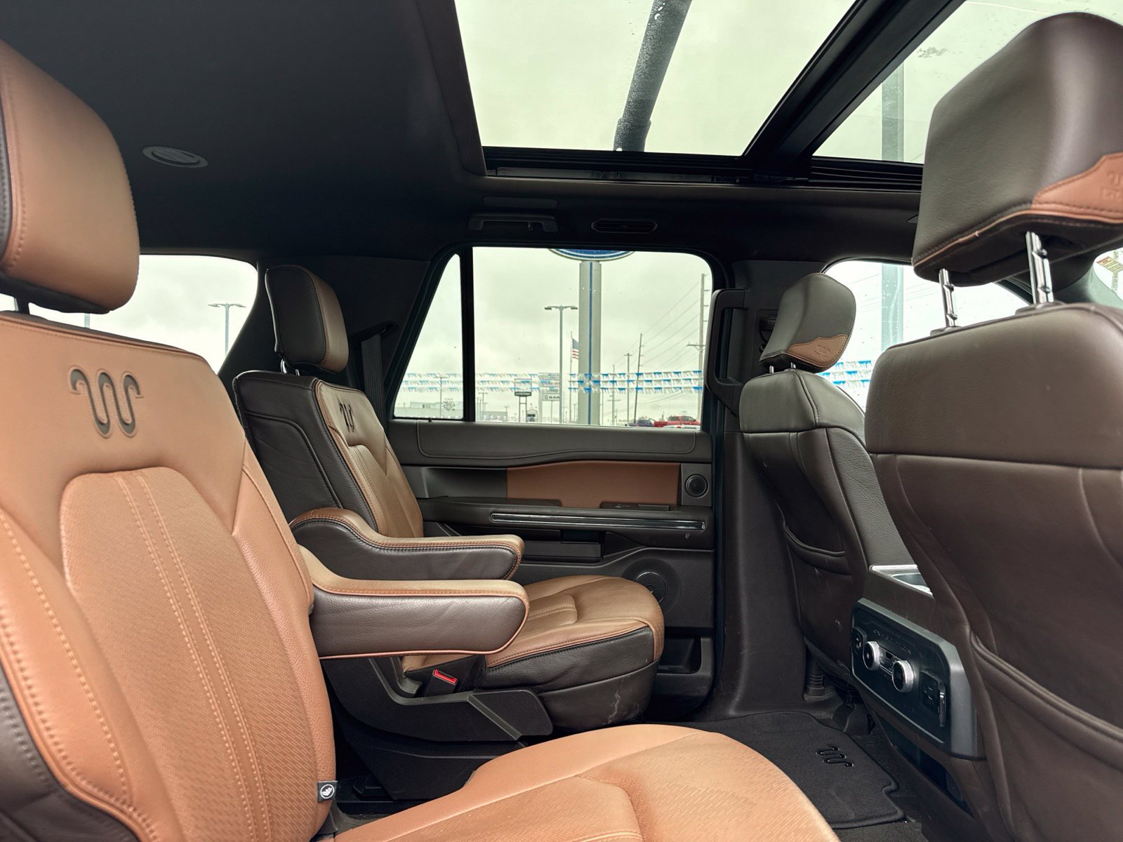 Used 2022 Ford Expedition Max King Ranch AWD/4WD image 8
