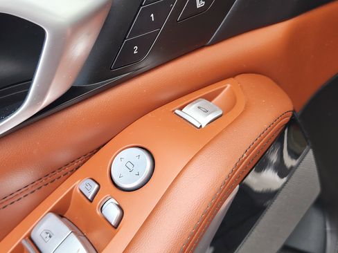 Used 2023 BMW X7 M60i w/ Executive Package image 25