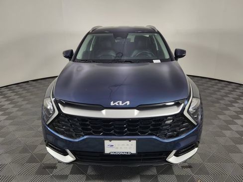 Used 2023 Kia Sportage EX AWD/4WD image 9