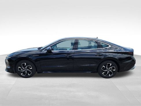 Used 2025 Hyundai Sonata SEL FWD image 5