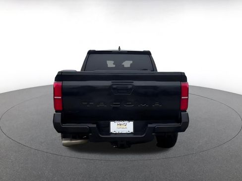 Used 2025 Toyota Tacoma TRD Off-Road image 12