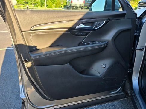 Used 2021 Buick Envision Essence AWD/4WD image 13