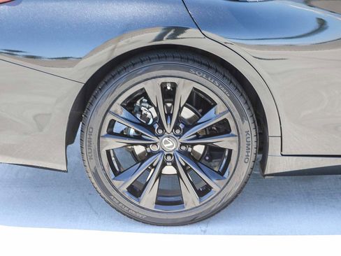 Used 2024 Lexus ES 300h F Sport w/ Accessory Package (Z2) image 11