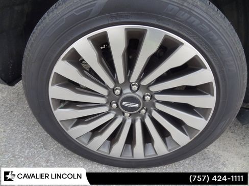 Used 2021 Lincoln Navigator L Reserve w/ Luxury Package image 11