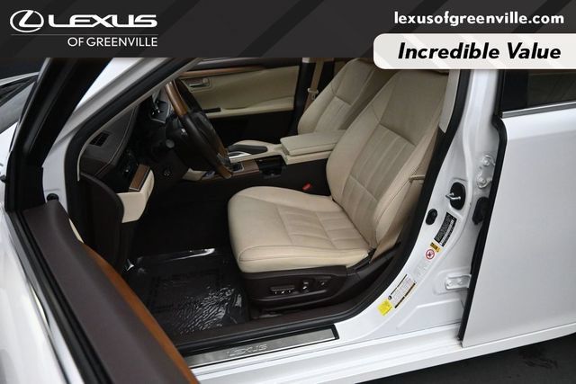Used 2017 Lexus ES 300h w/ Luxury Package FWD image 24