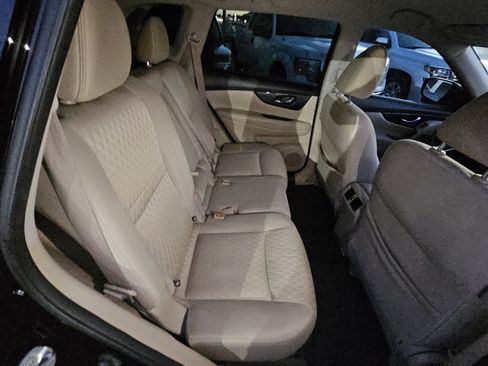 Used 2017 Nissan Rogue S image 25