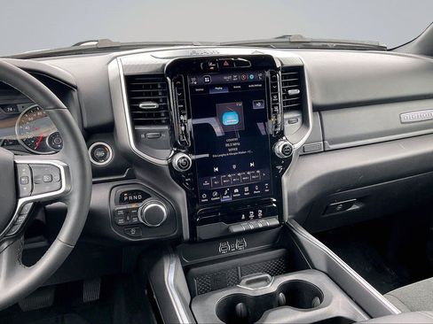 Used 2026 RAM 1500 Big Horn AWD/4WD image 7