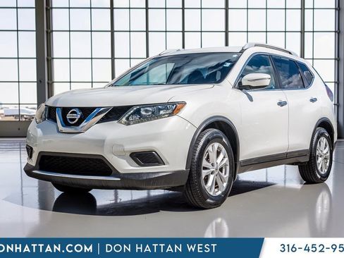Used 2014 Nissan Rogue SV FWD image 1