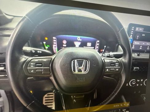 Used 2023 Honda Accord Sport image 13